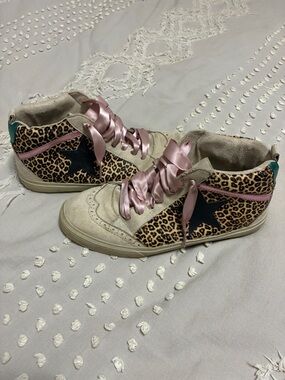 ShuShop Leopard-Print High-Top Sneakers with Pink Satin Laces